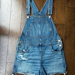 Universal Thread Medium Blue Denim Short Overalls